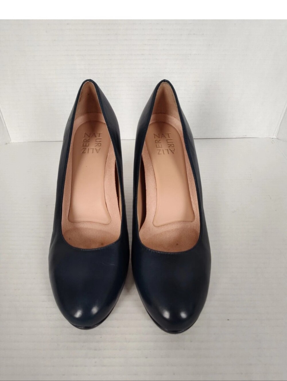 Naturalizer Michelle Navy Blue Leather Heels Womens Size 8.5 Slip on Pumps - Picture 8 of 8